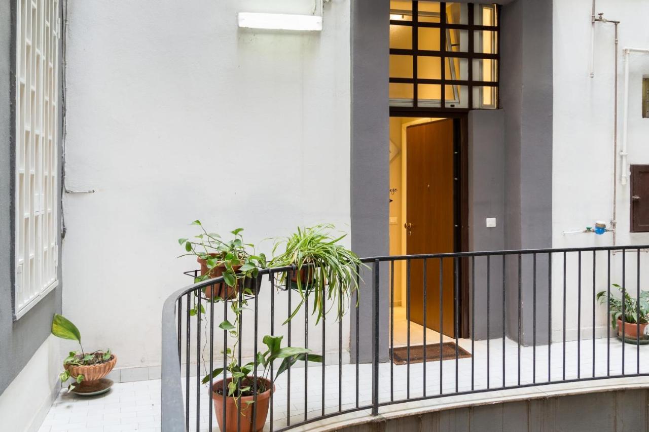 Portamedina House Apartment Наполи Екстериор снимка